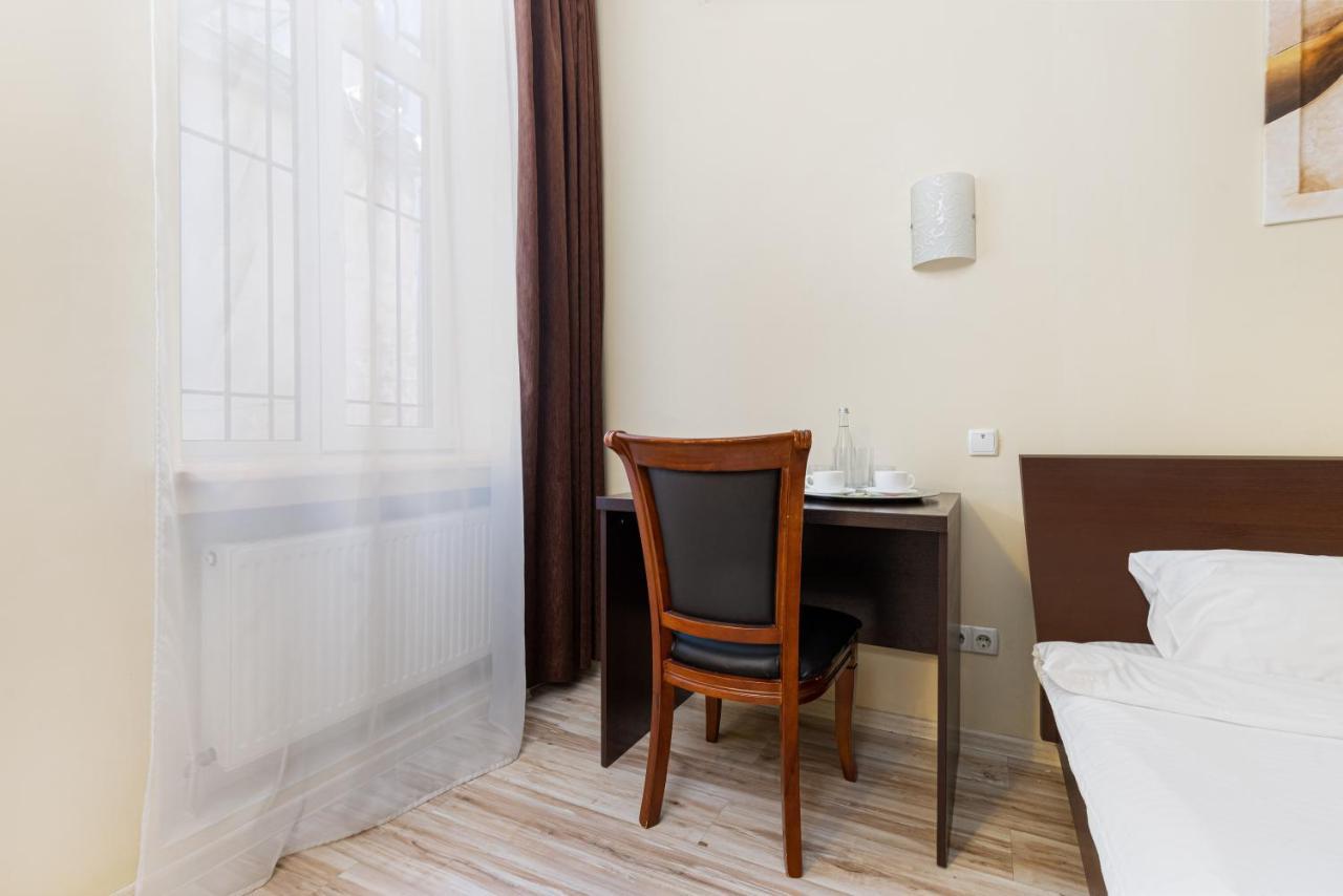 Aparthotel Leonrooms Odessa Dış mekan fotoğraf