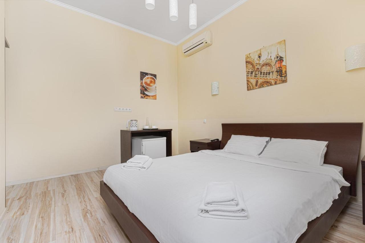 Aparthotel Leonrooms Odessa Dış mekan fotoğraf