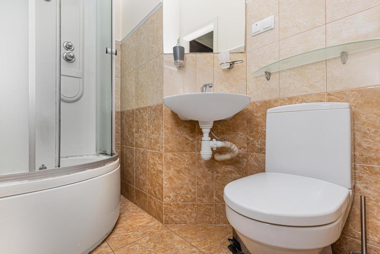 Aparthotel Leonrooms Odessa Dış mekan fotoğraf