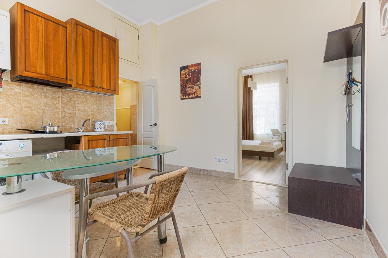 Aparthotel Leonrooms Odessa Dış mekan fotoğraf